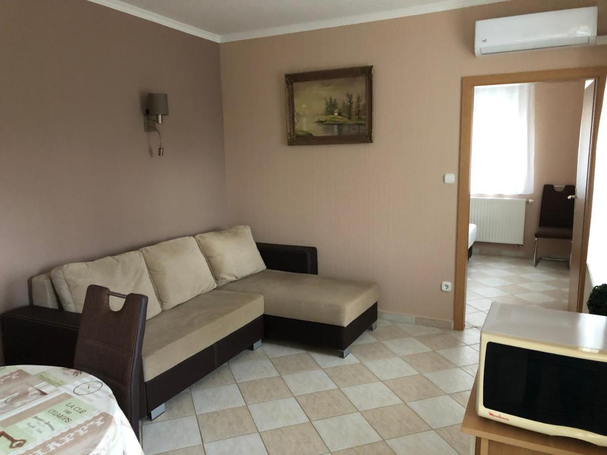 Jozsef Apartments House Zalakaros Extérieur photo