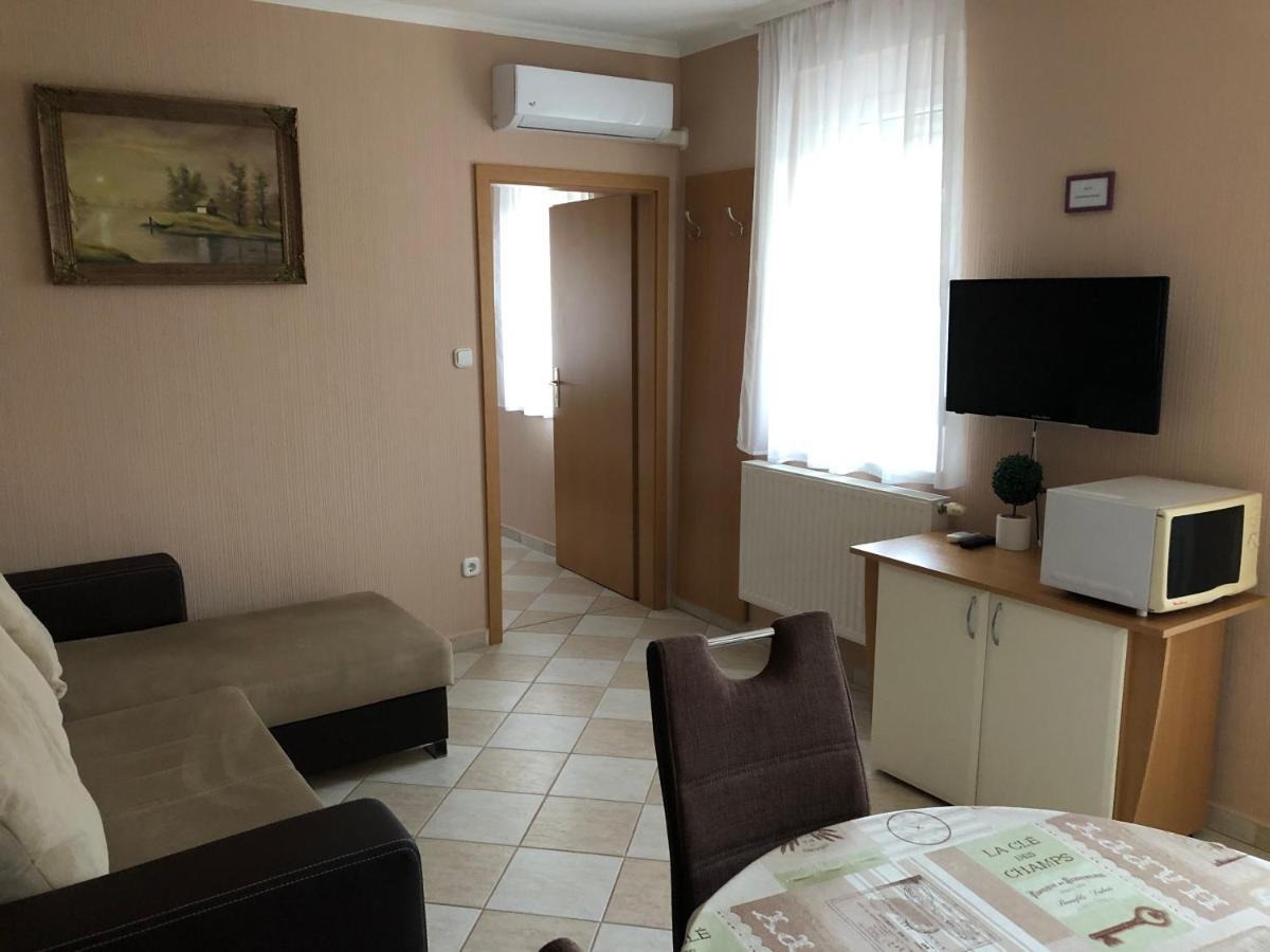 Jozsef Apartments House Zalakaros Extérieur photo