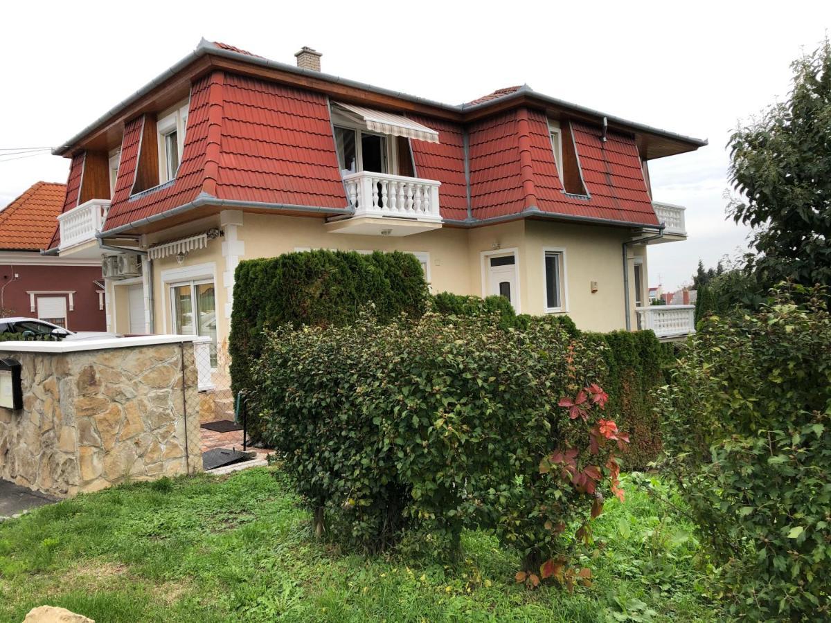 Jozsef Apartments House Zalakaros Extérieur photo