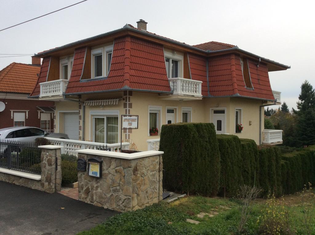 Jozsef Apartments House Zalakaros Extérieur photo