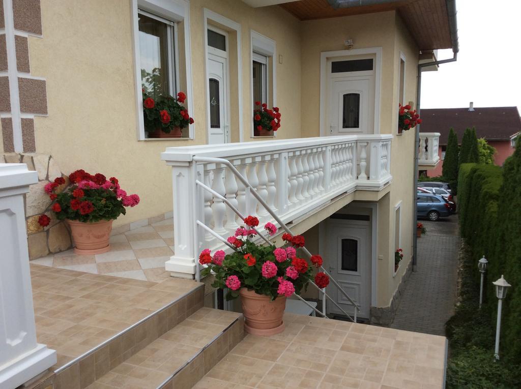 Jozsef Apartments House Zalakaros Extérieur photo